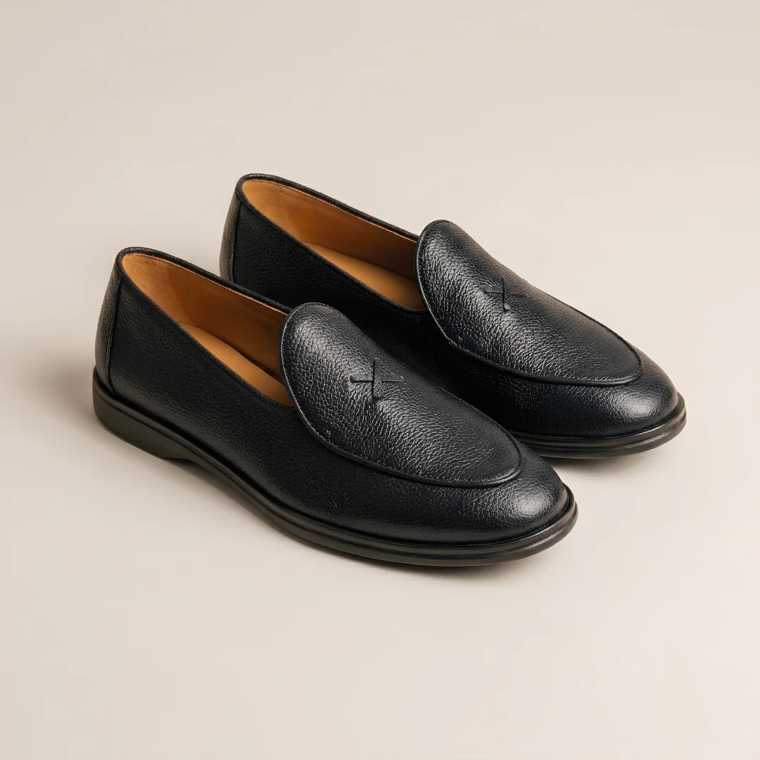 Men's Black Pebbled Leather Viaggio Loafer - Image 11