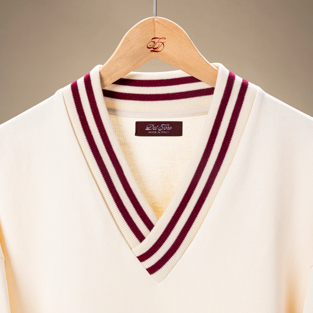 Vintage Club V-Neck Sweatshirt - Panna / Burgundy Trim - Image 3