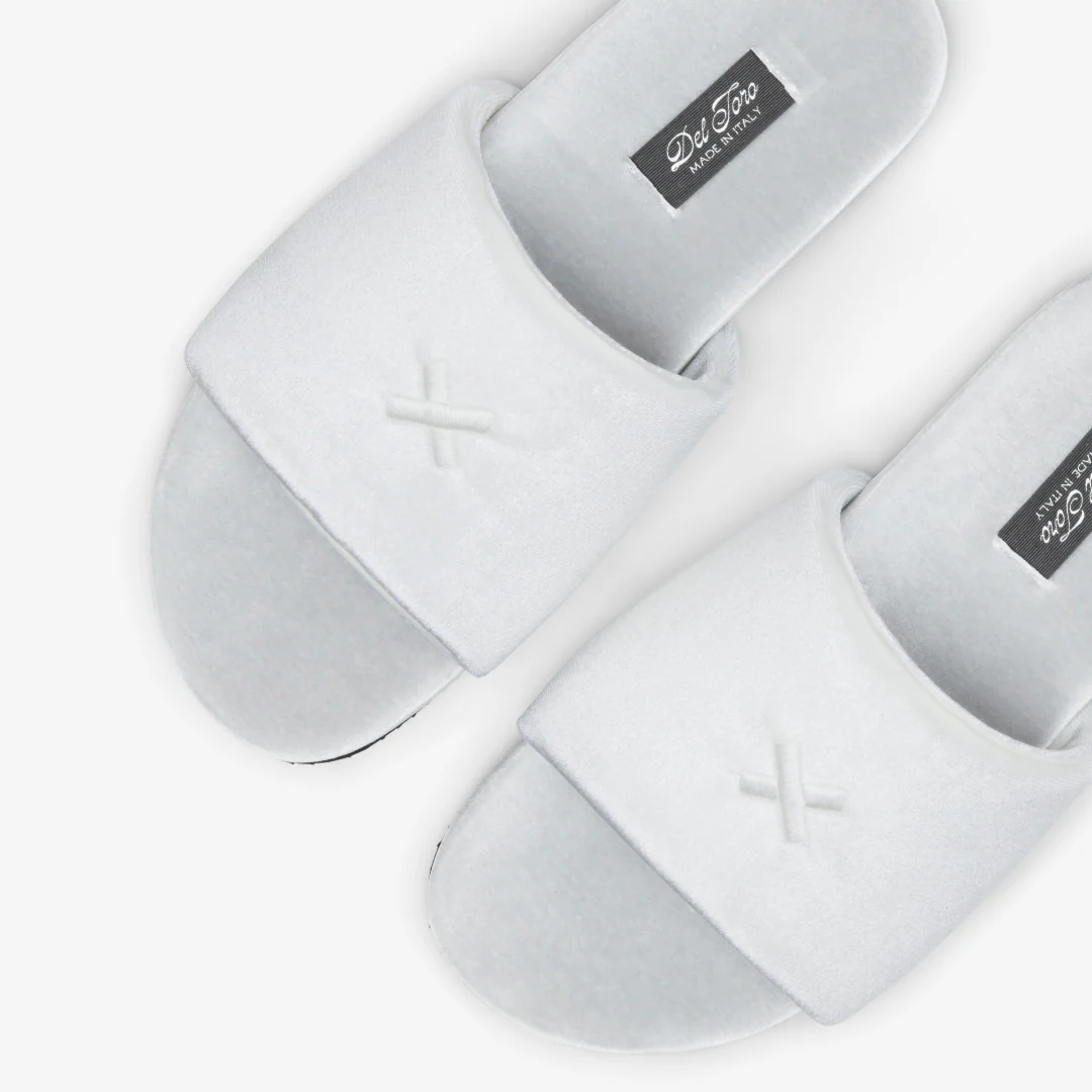 Women's Grigio & Cream Velvet House Slide - Image 6
